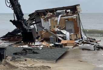 children's sermon on Matthew 7:21-29